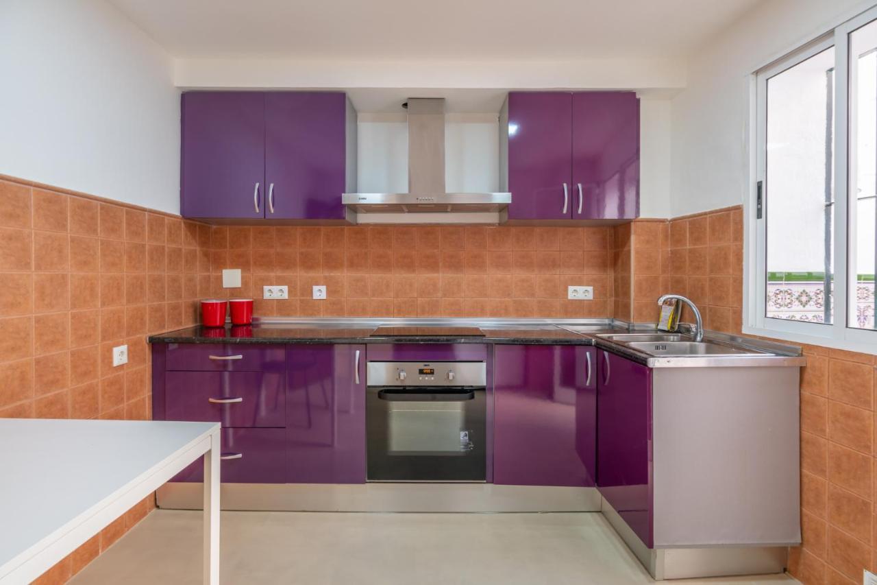 Апартаменты Amplio Apartamento Trinidad By Renthas Малага Экстерьер фото